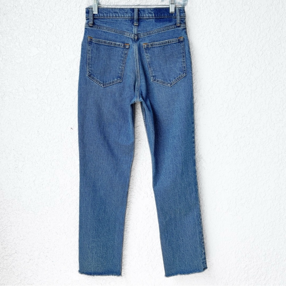 Abercrombie & Fitch Ultra High Rise 90s Straight Jean | Medium Raw Hem | NWOT - Picture 5 of 13